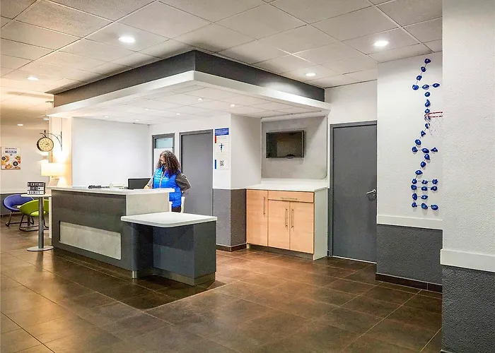 Hotel Ibis Budget Centre 2*