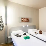 Ibis Budget Gares Vieux-lille ホテル
