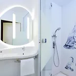 Ibis Budget Gares Vieux-lille 2*