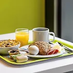 Ibis Budget Gares Vieux-lille ホテル