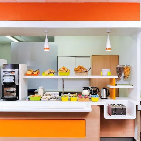 Ibis Budget Lille Gares Vieux-Lille فندق ليل
