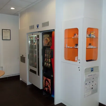 Ibis Budget Gares Vieux-lille Hotel 2*