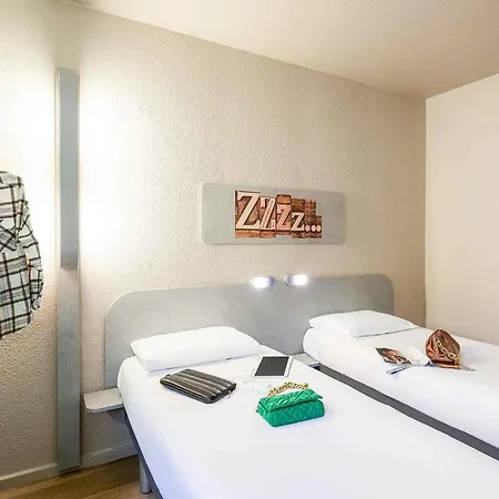Ibis Budget Lille Gares Vieux-Lille فندق 2*