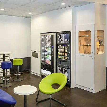 Ibis Budget Lille Gares Vieux-Lille 2*