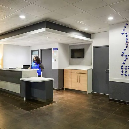 Ibis Budget Gares Vieux-lille Hotel 2*