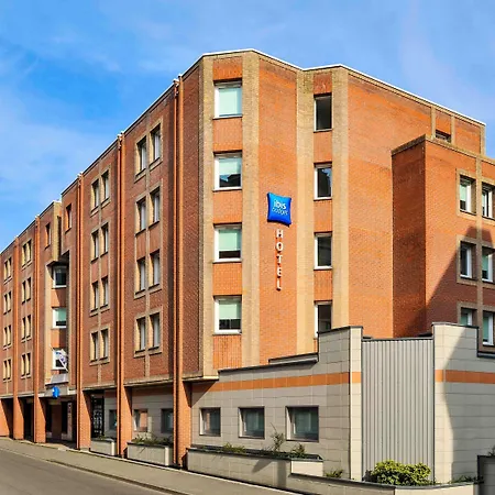 Ibis Budget Lille Gares Vieux-Lille فندق